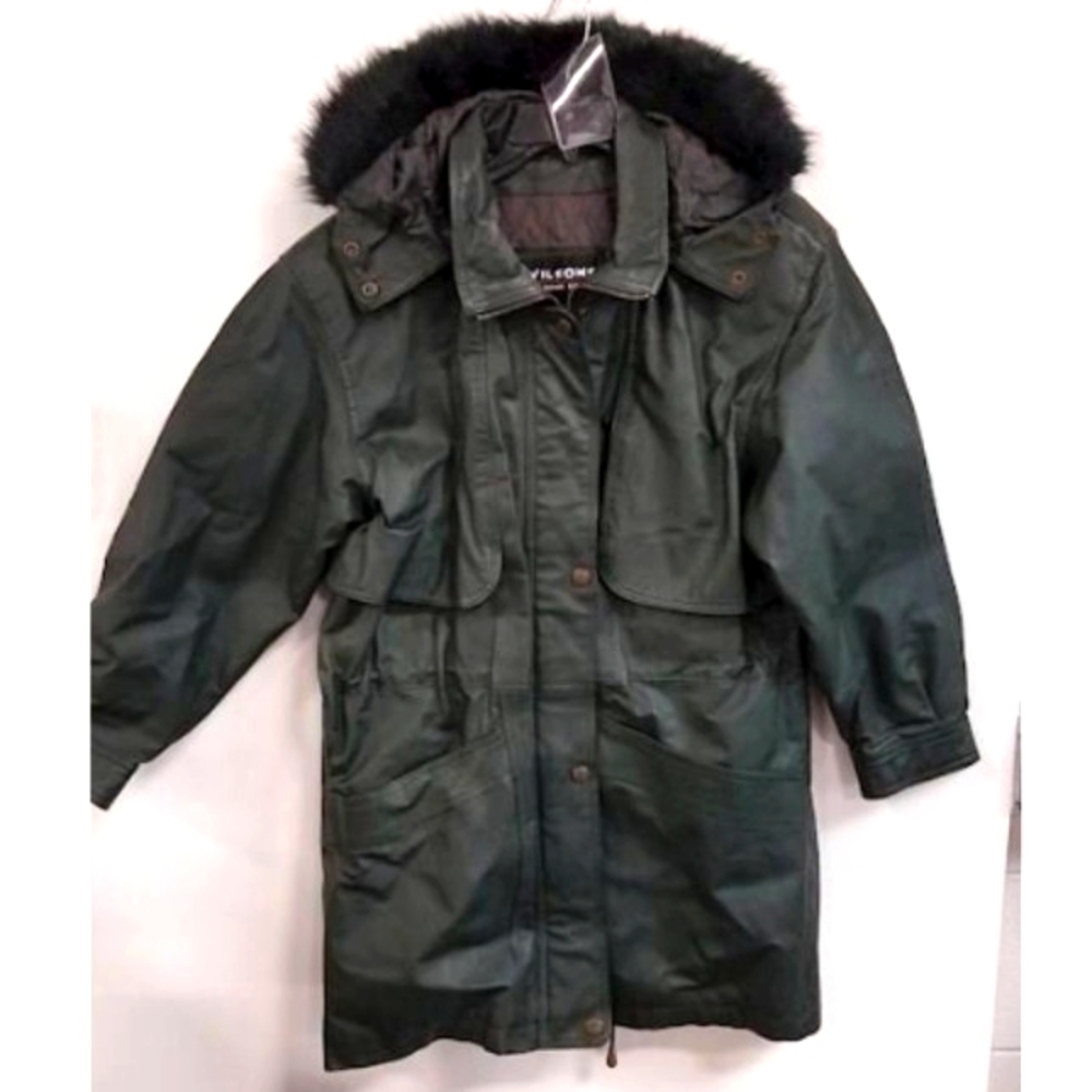 Vtg Wilson’s Leather forest green leather trench with removable fur hood, size M